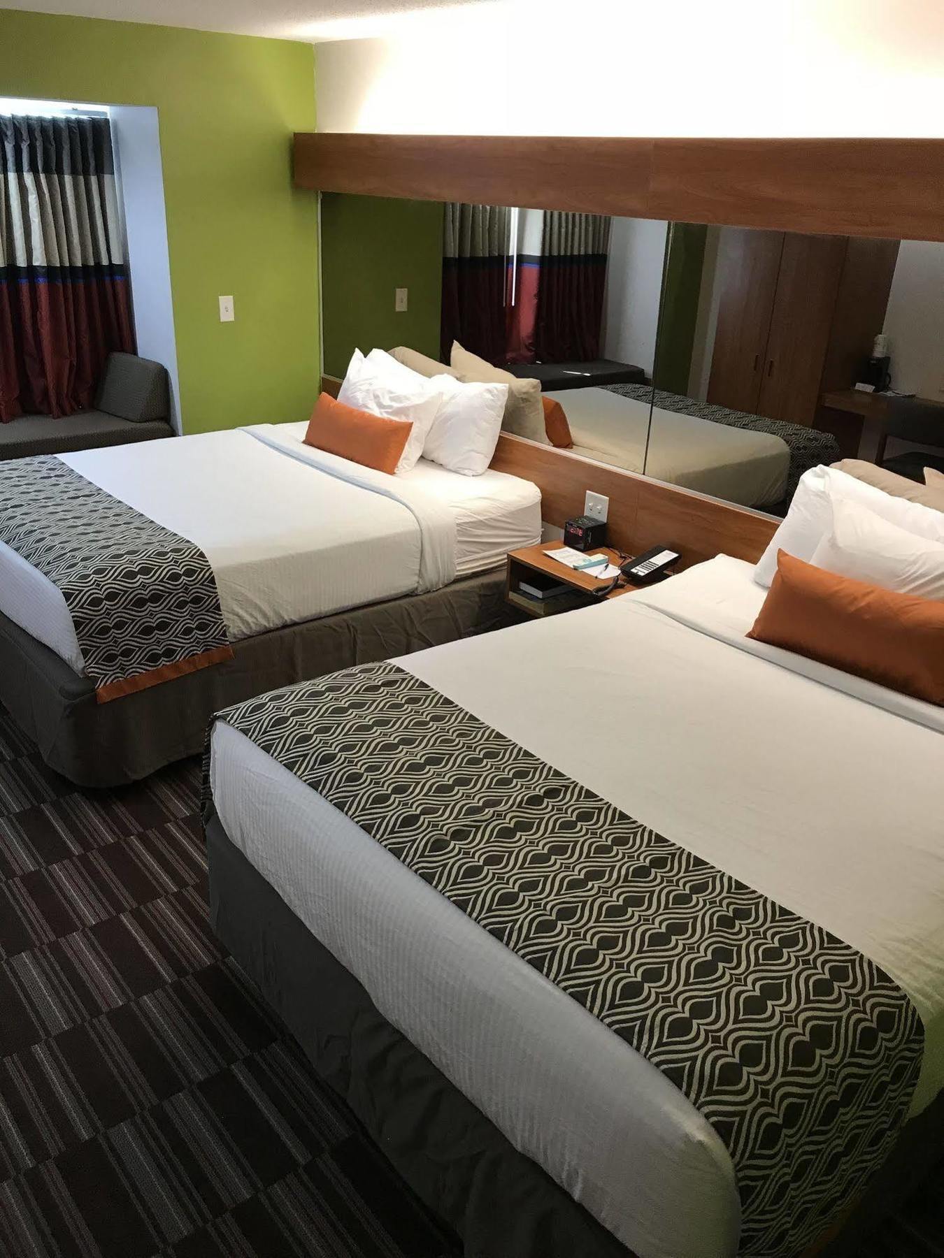 Microtel Inn & Suites By Wyndham Springfield Exterior foto